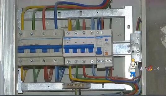 市場價1000的智能電表物業(yè)賣7000 業(yè)主怒了